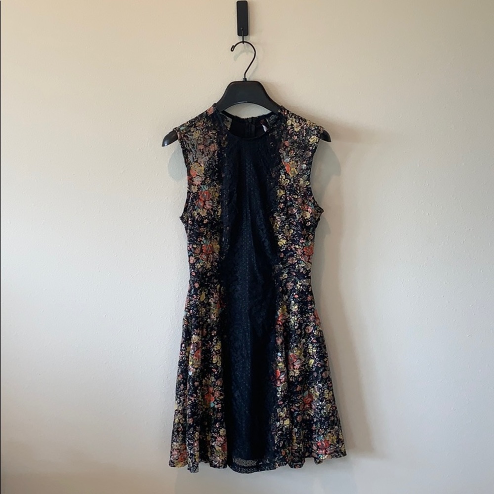 LOVE, FIRE | Floral Lace Dress [Size S]